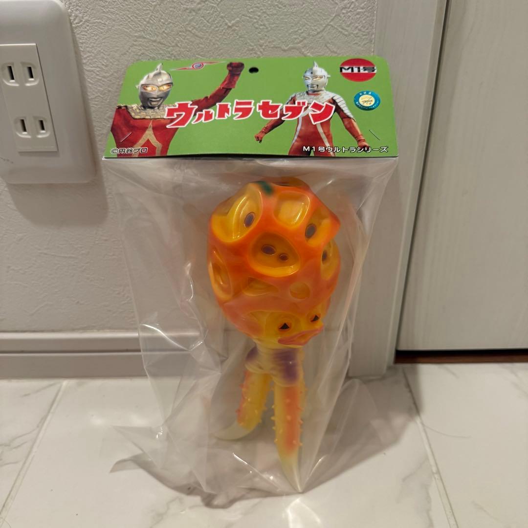 チブル星人　ハロウィンカラー　M1号　ソフビ　sofvi ウルトラセブン