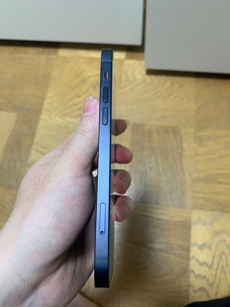 Apple iPhone 12 ブラック 64GB