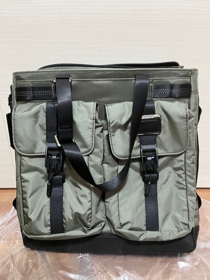 TUMI リエイゾントート(国内正規品)