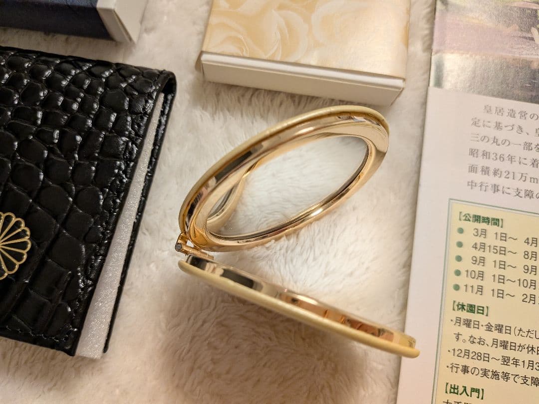 【皇居東御苑限定】黒クロコ調 長財布とゴールドのコンパクトミラー