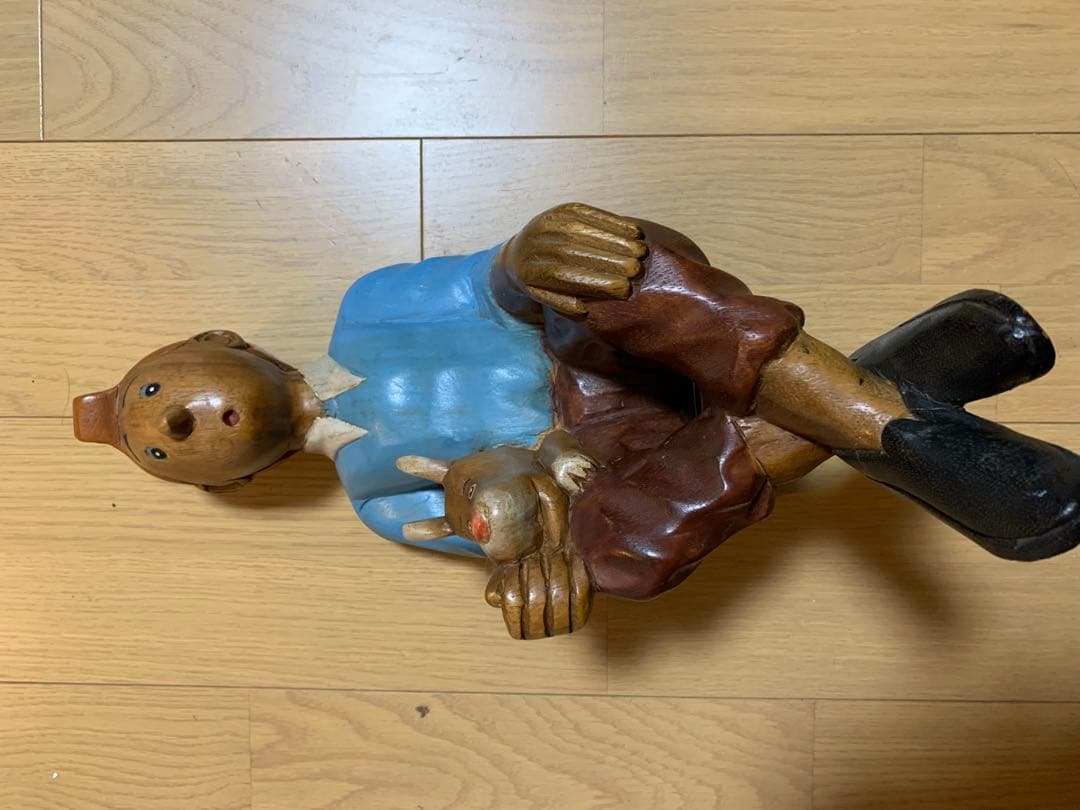 タンタンの冒険の木製彫刻 約30cm