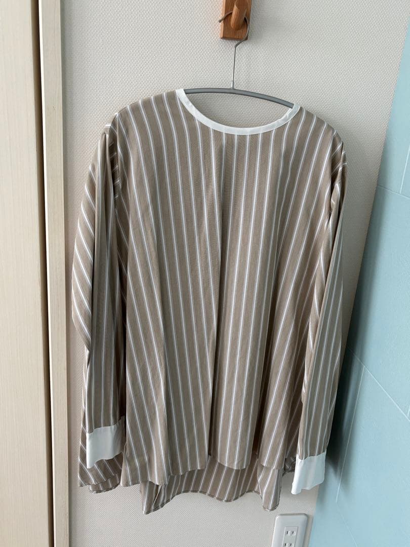 ourシワになりにくい播州織フレアブラウス　ベージュ