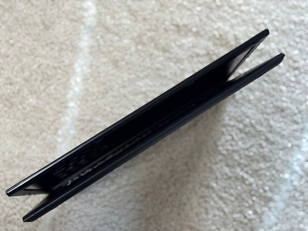 Windowsノート本体 LaVie HZ Hybrid ZERO/Corei7/8GB/256SSD