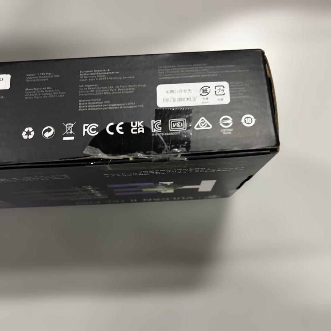 TURTLE BEACH VULCAN II TKL PRO ホワイト