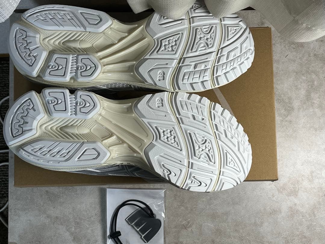 MIN-NANO × Asics Gel-Nimbus 10.1 White