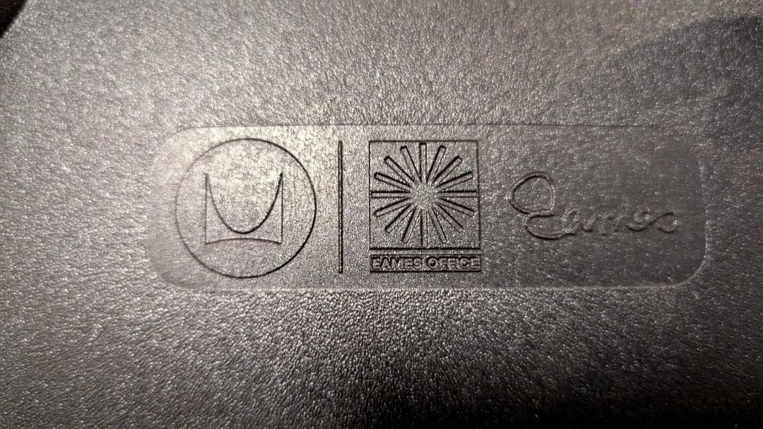 【Herman Miller】イームズ　プラスチックシェルチェア