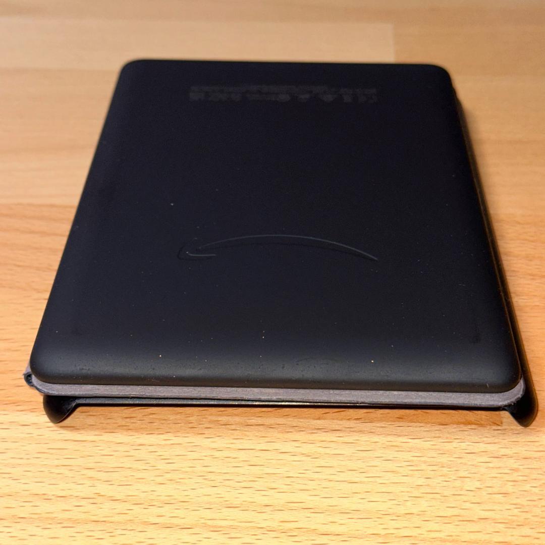 Kindle Paperwhite 第11世代 8GB＋純正カバー 箱付・美品