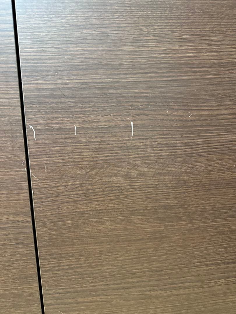 【値下げ応相談】ディノス　扉付き本棚（高さ230×幅100×奥行45）