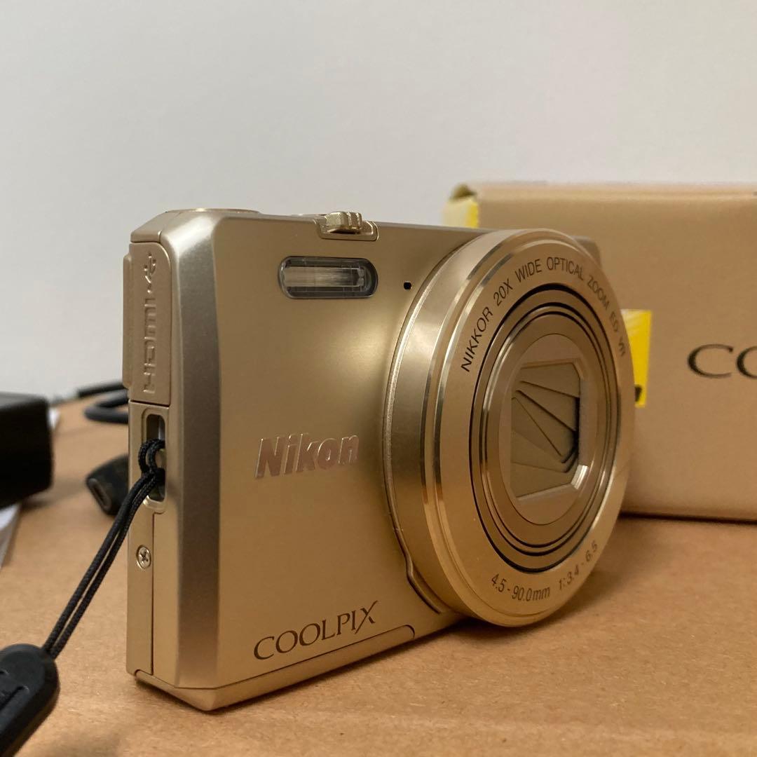 コンパクトデジタルカメラ　NIKON COOLPIX S7000 ゴールド