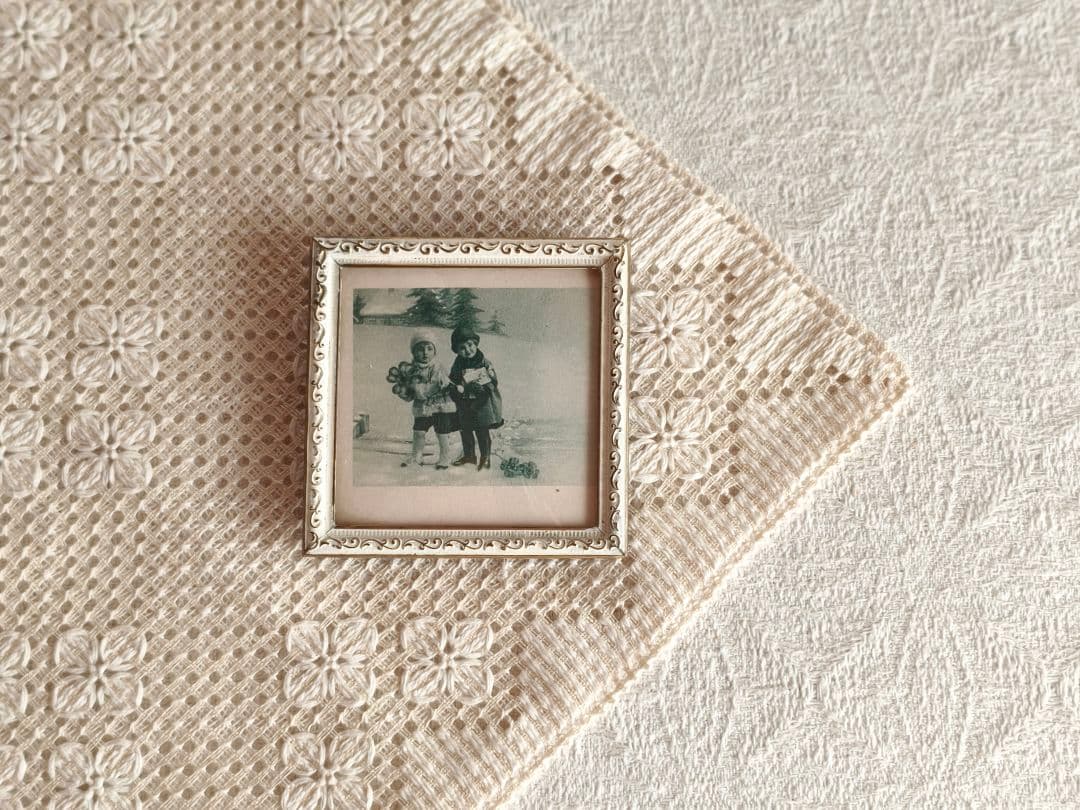 【mkuさま】vintage ❀ 飾り模様が素敵な スクエアフレーム