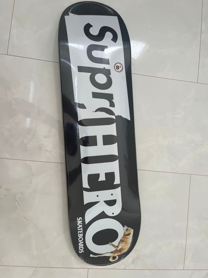 Supr HERO スケートボードデッキ