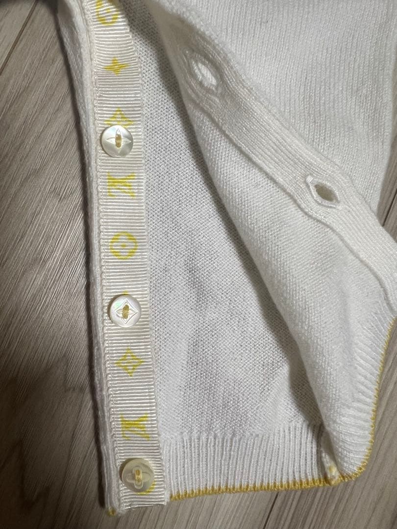 ルイヴィトン　カシミヤ100 ロンパース