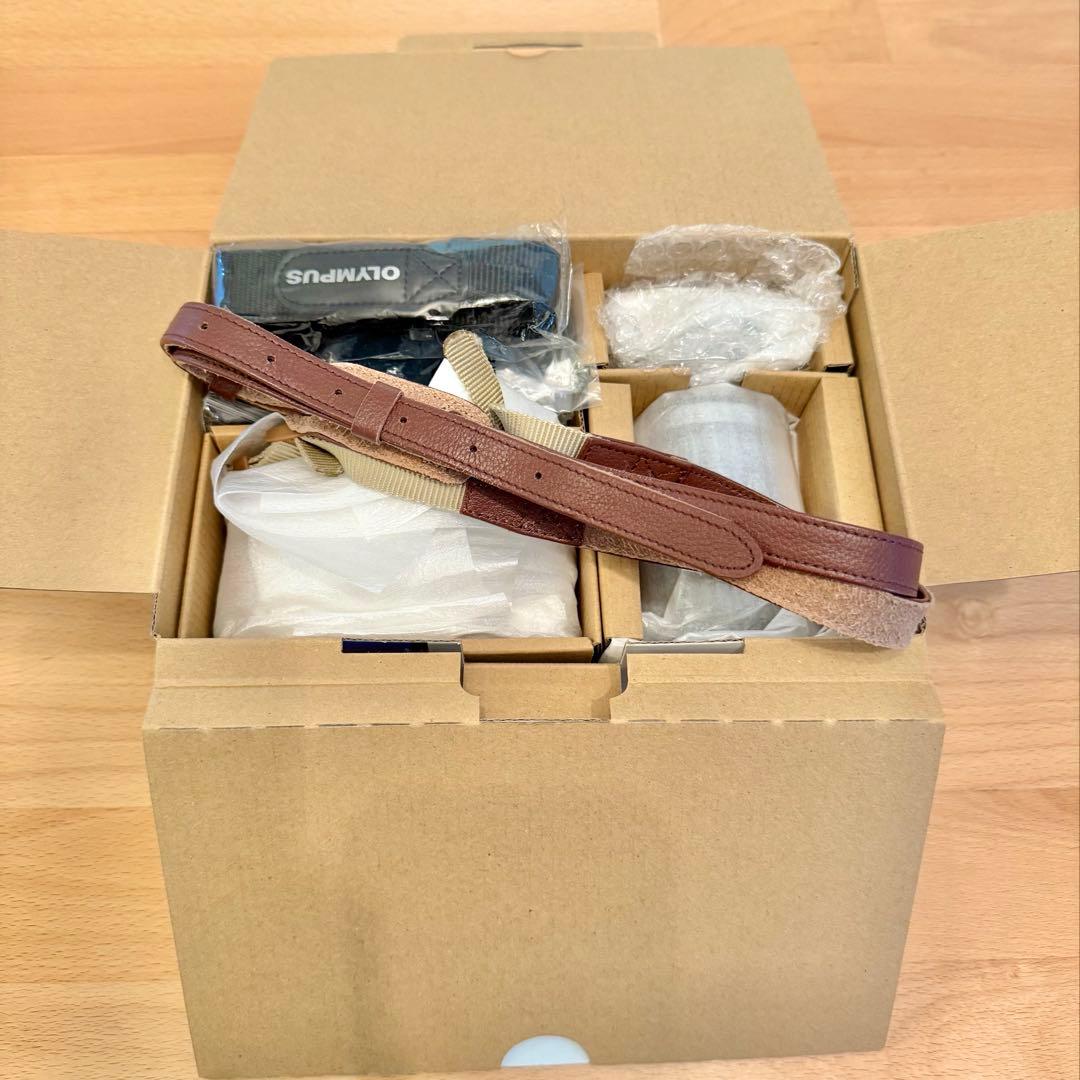 【新品あり】OLYMPUS PEN Lite E-PL7 ホワイト ズームレンズ