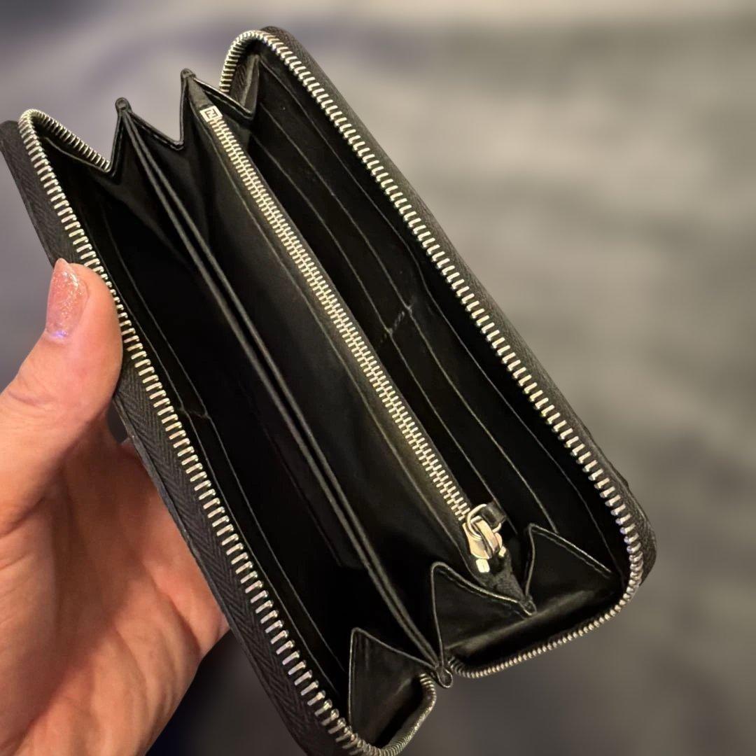 Fendi 長財布 ブラック/レッド