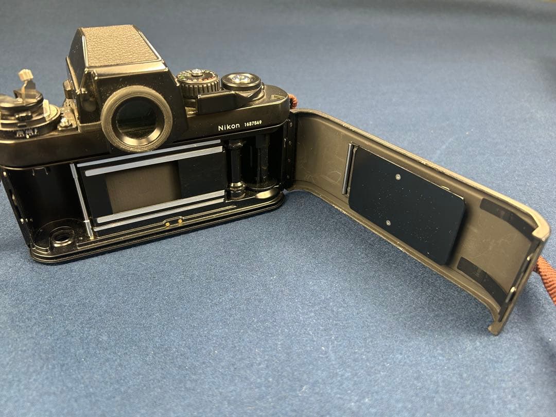 Nikon F3 HP NIKKOR 50mm 1:1.2 、28mm 1:2