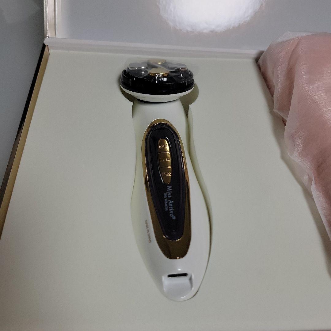 ARTISTIC & CO. Miss Arrivo THE WRAITH美顔器