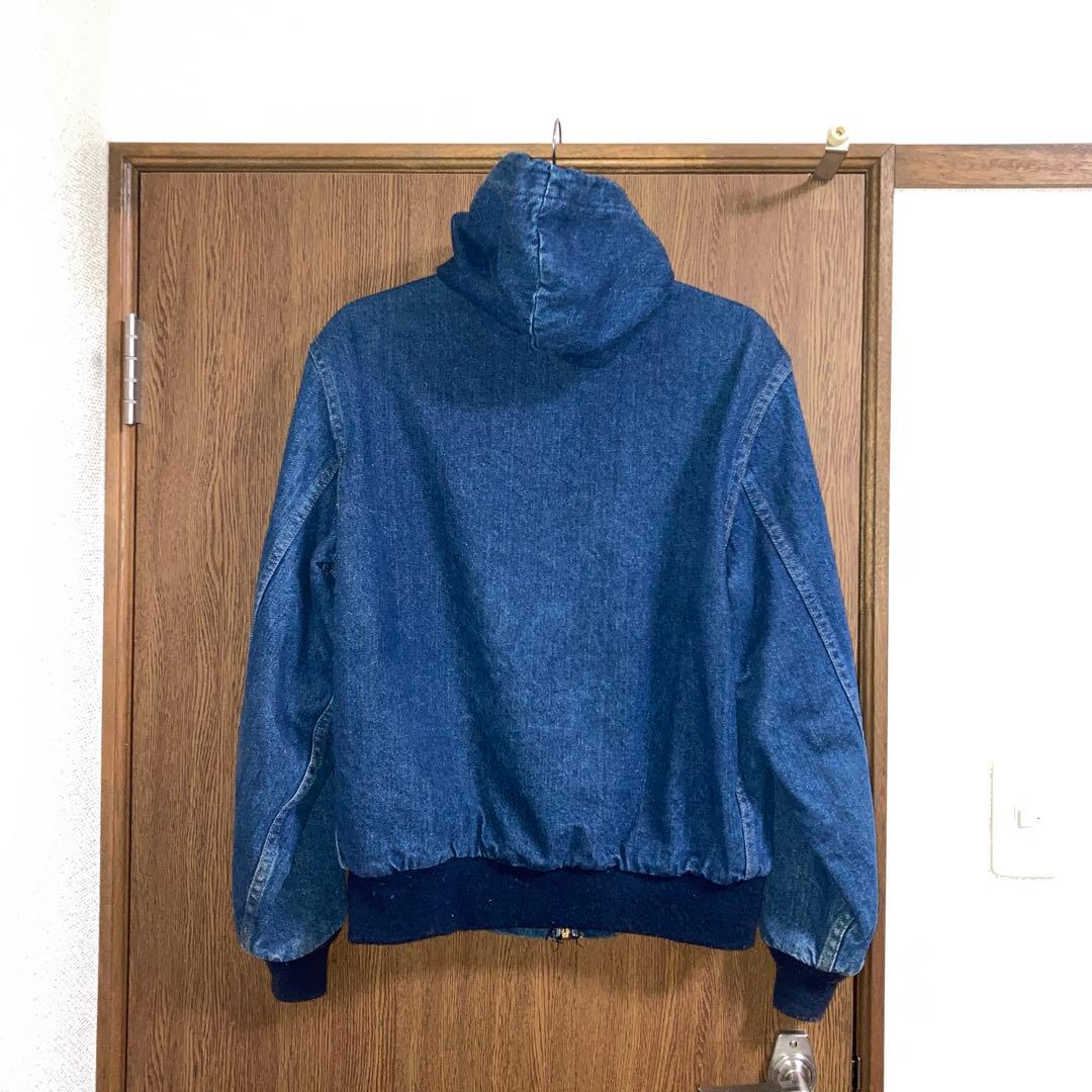 Carhartt 100周年アクティブパーカー