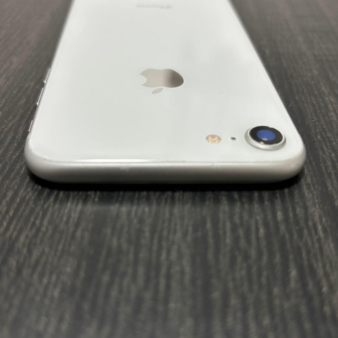 Apple iPhone 8 ホワイト 本体　256GB