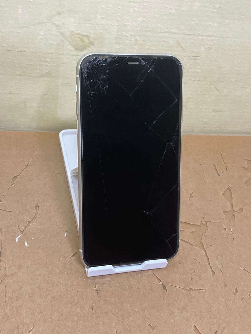 スマートフォン本体 Apple iPhone11 NWLU2J/A 64GB