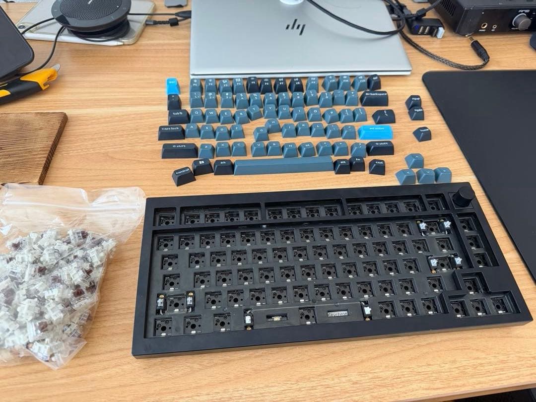 Keychron Q1 Pro US配列 Gateron Pro茶軸