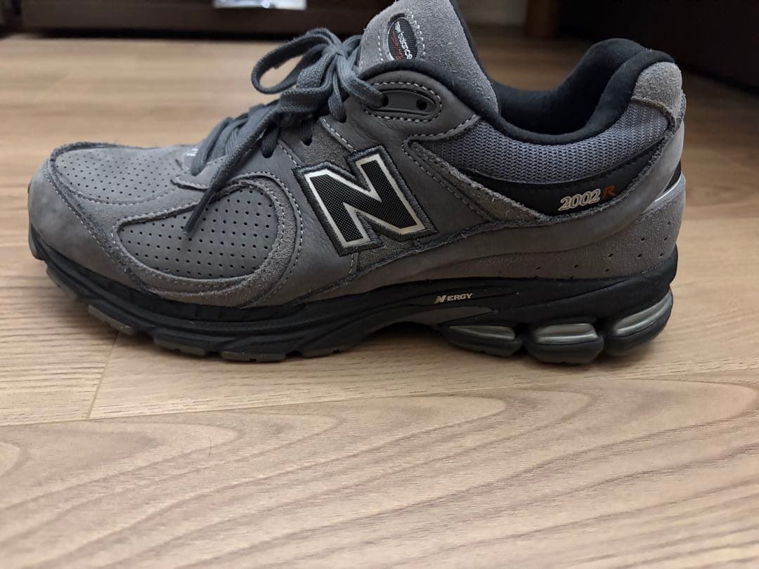 New Balance M2002REH ダークグレー スニーカー　【完売品】