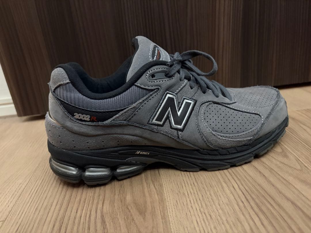 New Balance M2002REH ダークグレー スニーカー　【完売品】