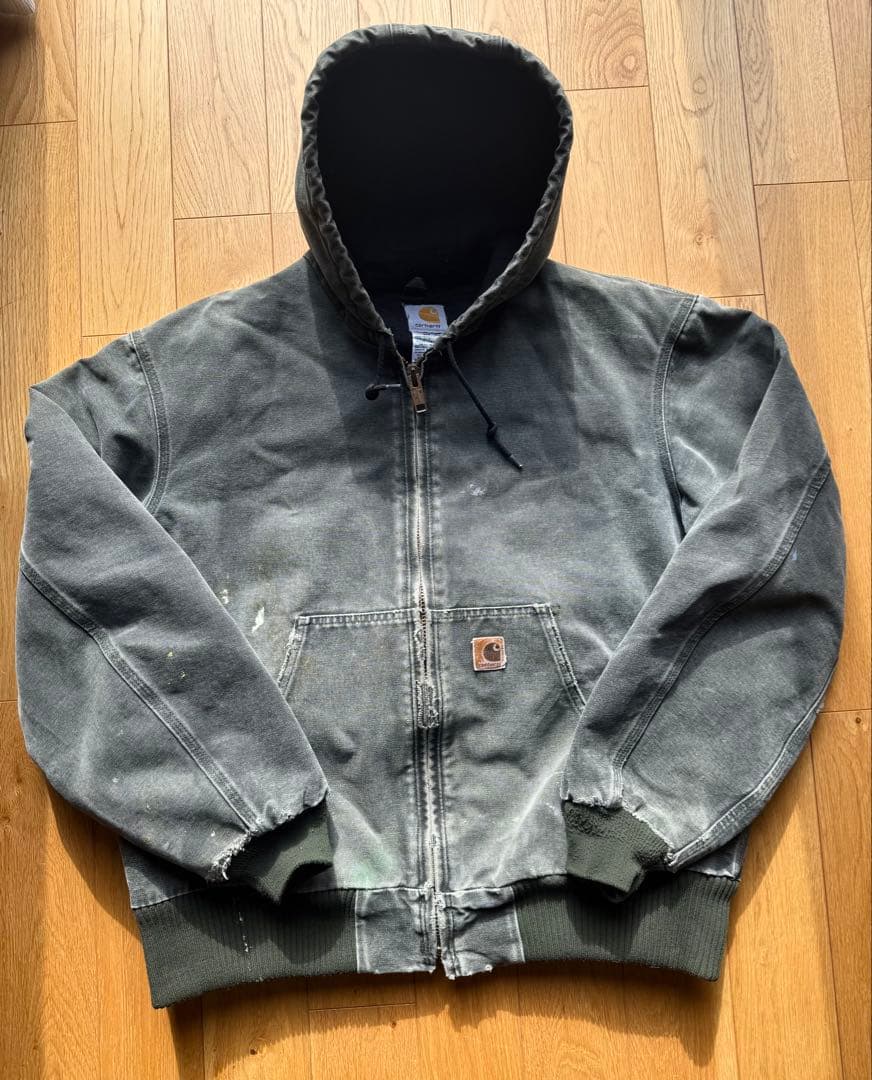 雰囲気抜群　Carhartt アクティブジャケット　MOS