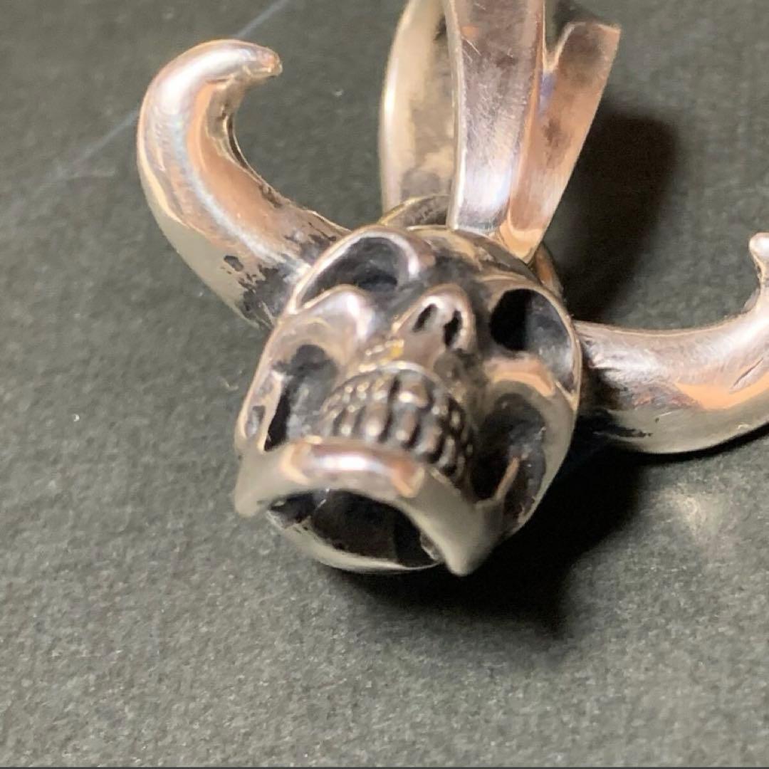 新品 Gabor ウルトラファザー シェブロンベイル ミラクルスカル ペンダント