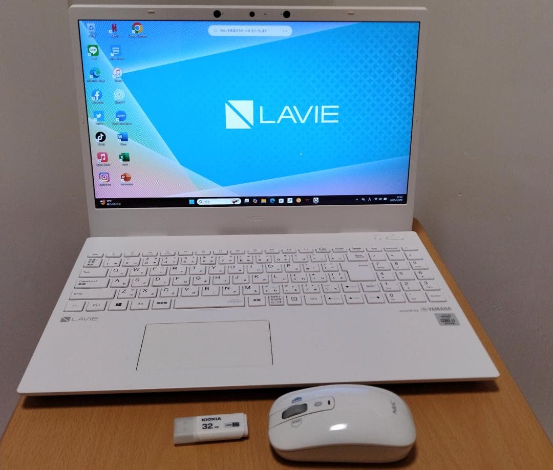 NEC Core i7-10510U/SSD500GBメモリ16GB/ブルーレイ