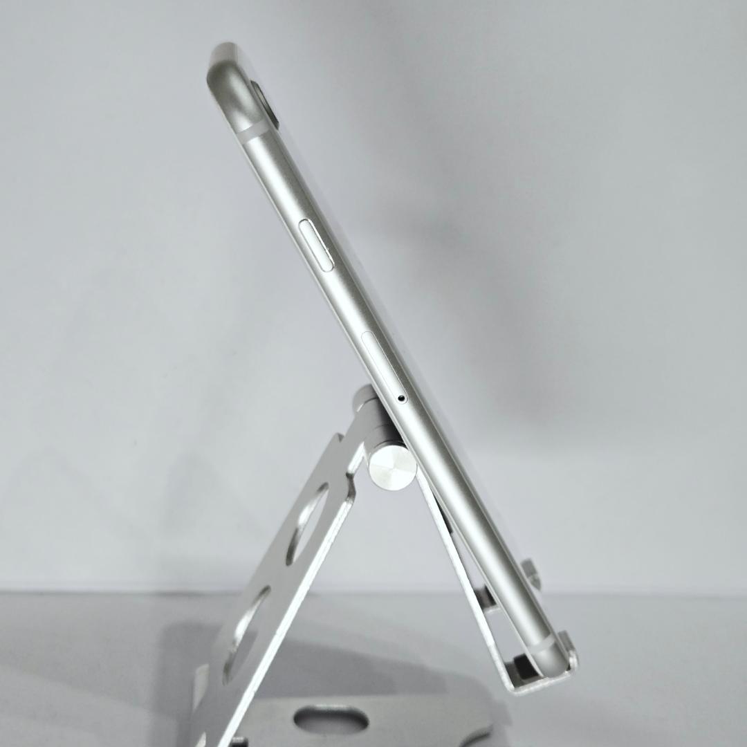 27 iPhone8 シルバー SIMフリー 美品