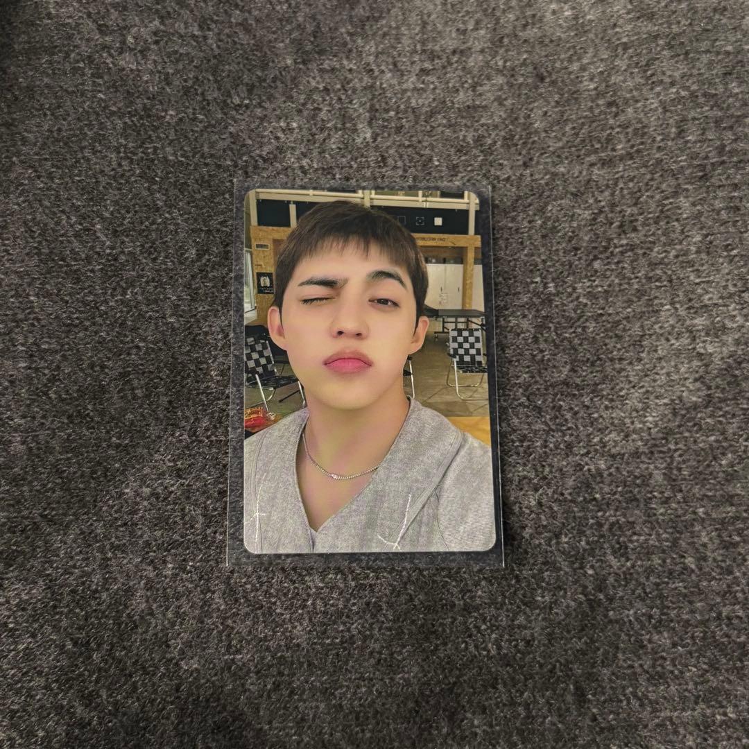 SEVENTEEN エスクプス　FC 更新　トレカ　NEW