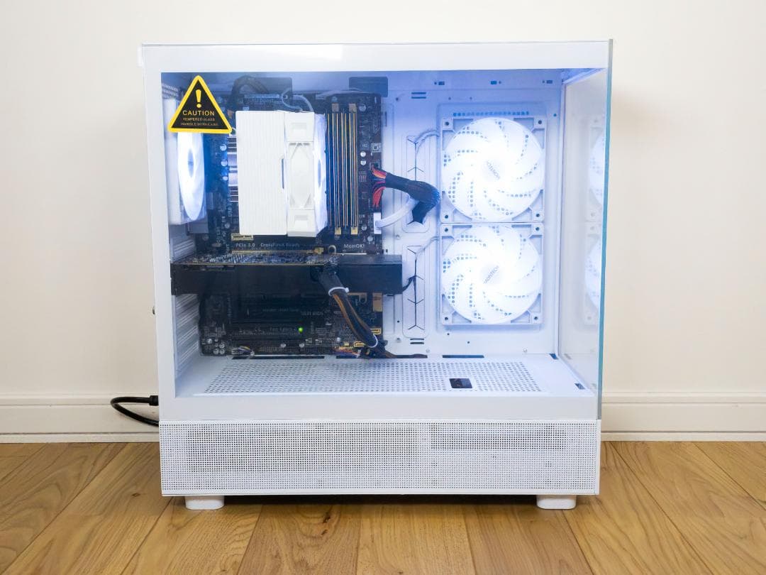 白ゲーミングPC GTX1060 / i7-4770 / SSD 480GB