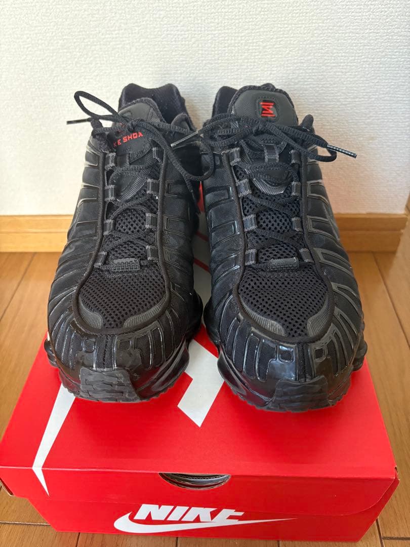 ナイキショックスTL ブラック