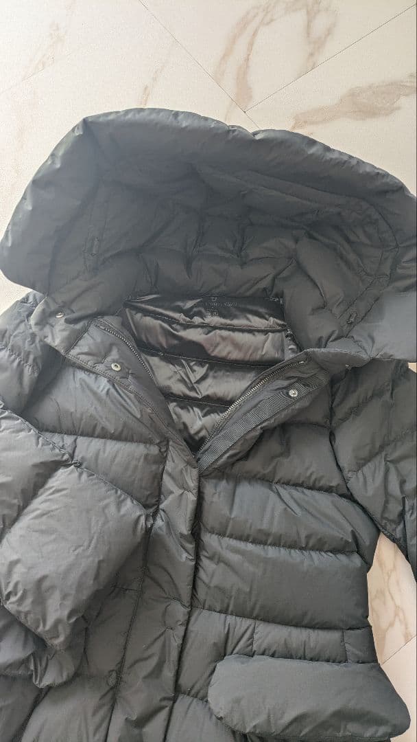 +J UNIQLO　ウルトラライトダウンコート