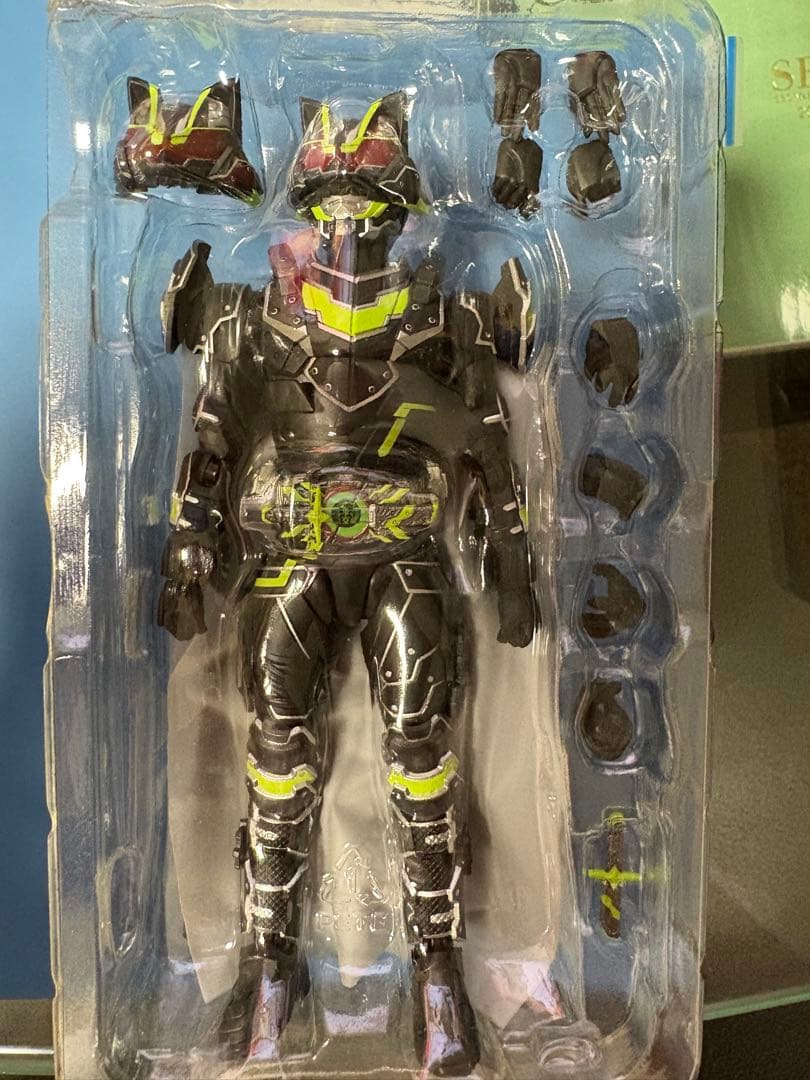 S.H.Figuarts 仮面ライダータイクーン ブジンソード　フィギュアーツ