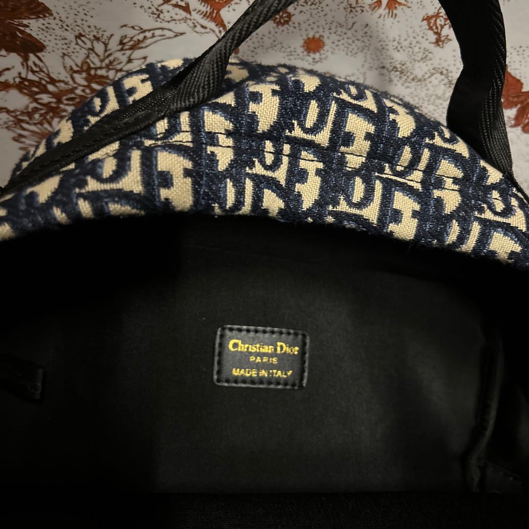 DIORリュックノベルティ