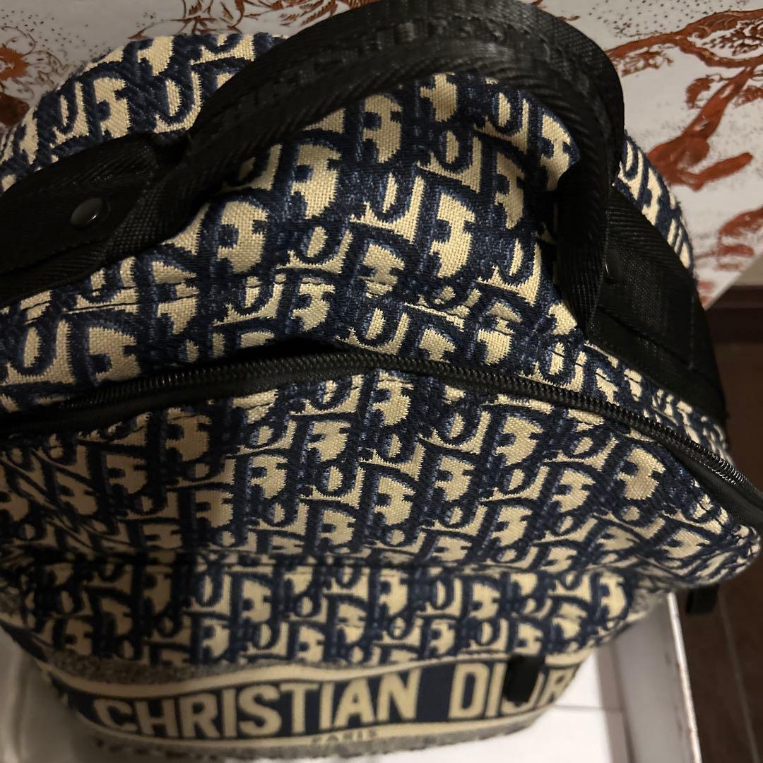 DIORリュックノベルティ