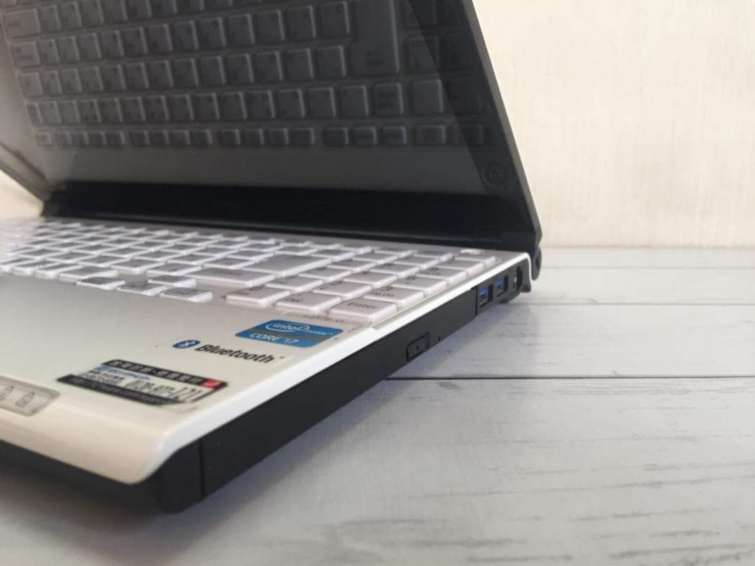 NEC PC-GL206A3AW 13.3型液晶 コンパクト テンキ付きノート