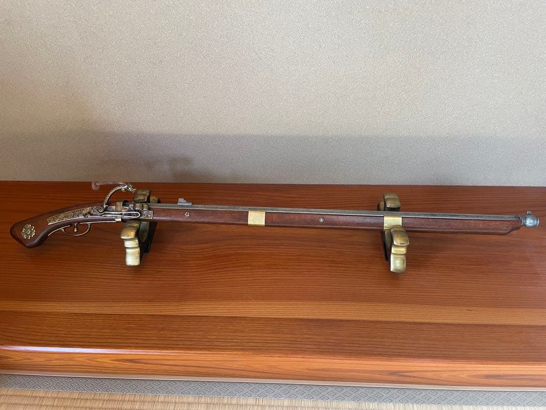 ★火縄銃（置き台付き） デニックス/Denix 模造銃(装飾品) 種子島