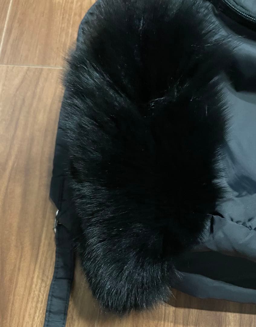 ツモリチサト ナイロンファー付きリュック ブラック