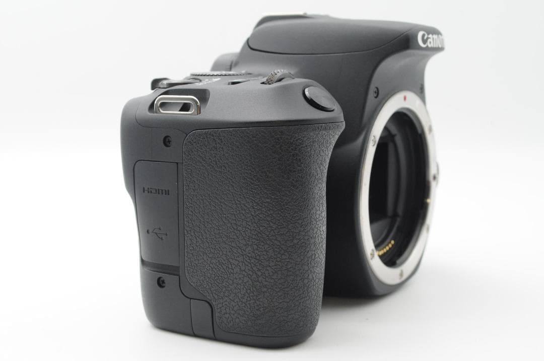 ■新品クラス①■夏SALE■ Canon EOS Kiss x9 ダブルレンズ