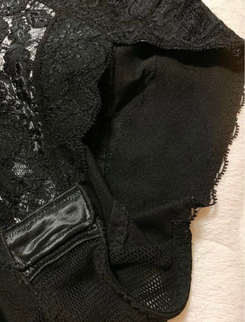 グラントイーワンズ　ララ　袖なしボディスーツ　補正　ボディーケア