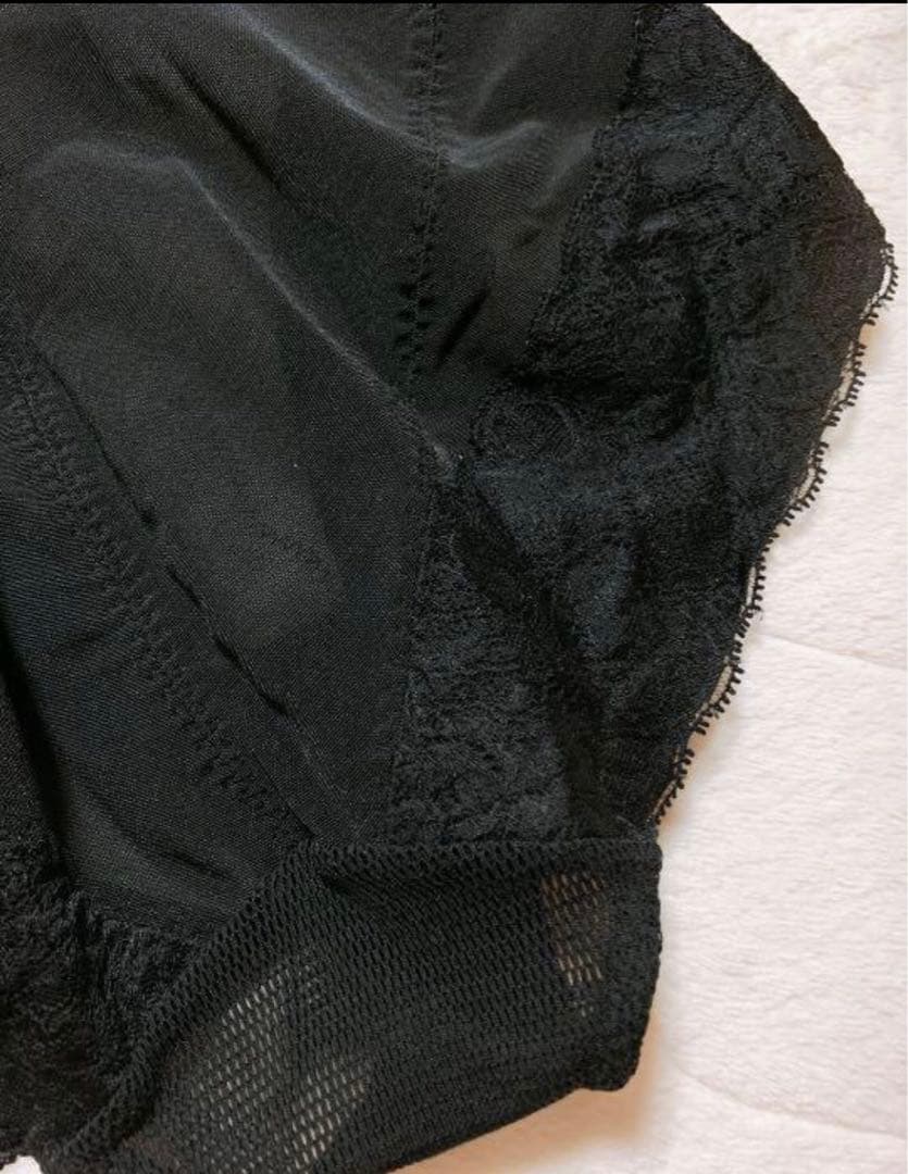 グラントイーワンズ　ララ　袖なしボディスーツ　補正　ボディーケア