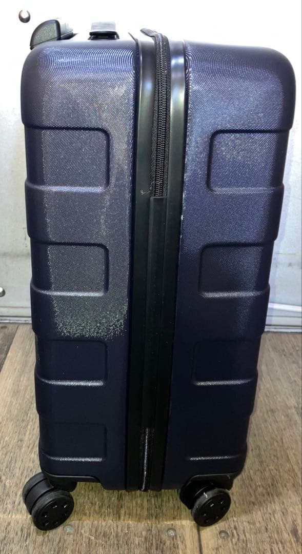 【美品】　無印良品　バーを自由に調節できる　ハードキャリーケース（36L）黒