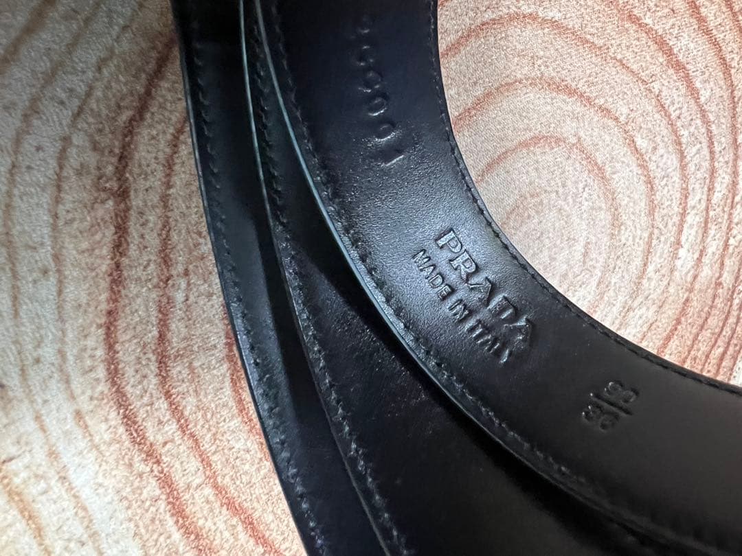 PRADAレザーピンバックルベルト2CC001 プラダ　ビジネス