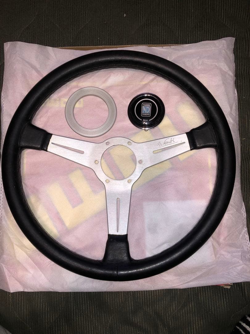 な*ん様 ナルディ　クラシックレザー　ブラック　36 ホーンリング　ホーンボタン