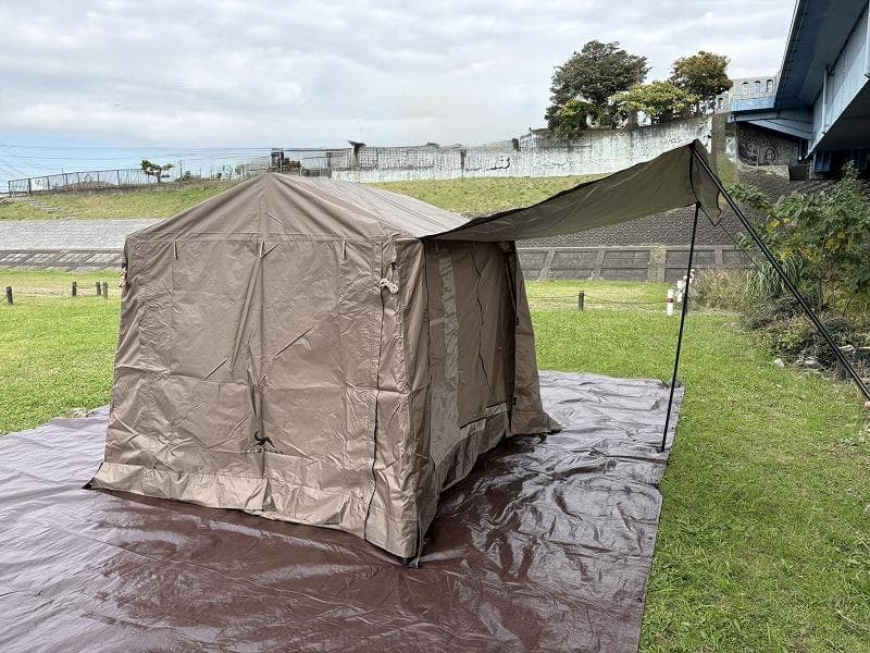 ジ*イ様 未使用！TOMOUNT トモウント ロッジ型 ワンタッチテント 自立型