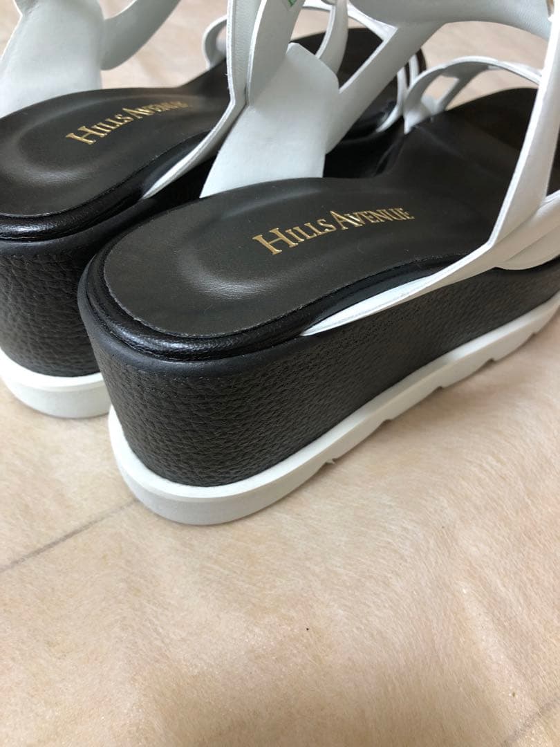 ヒルズアヴェニュー　22.5 サンダル