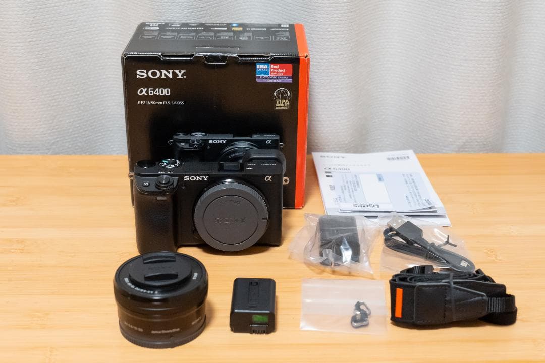 Sony α6400 パワーズームレンズSELP1650付属シャッター3605回
