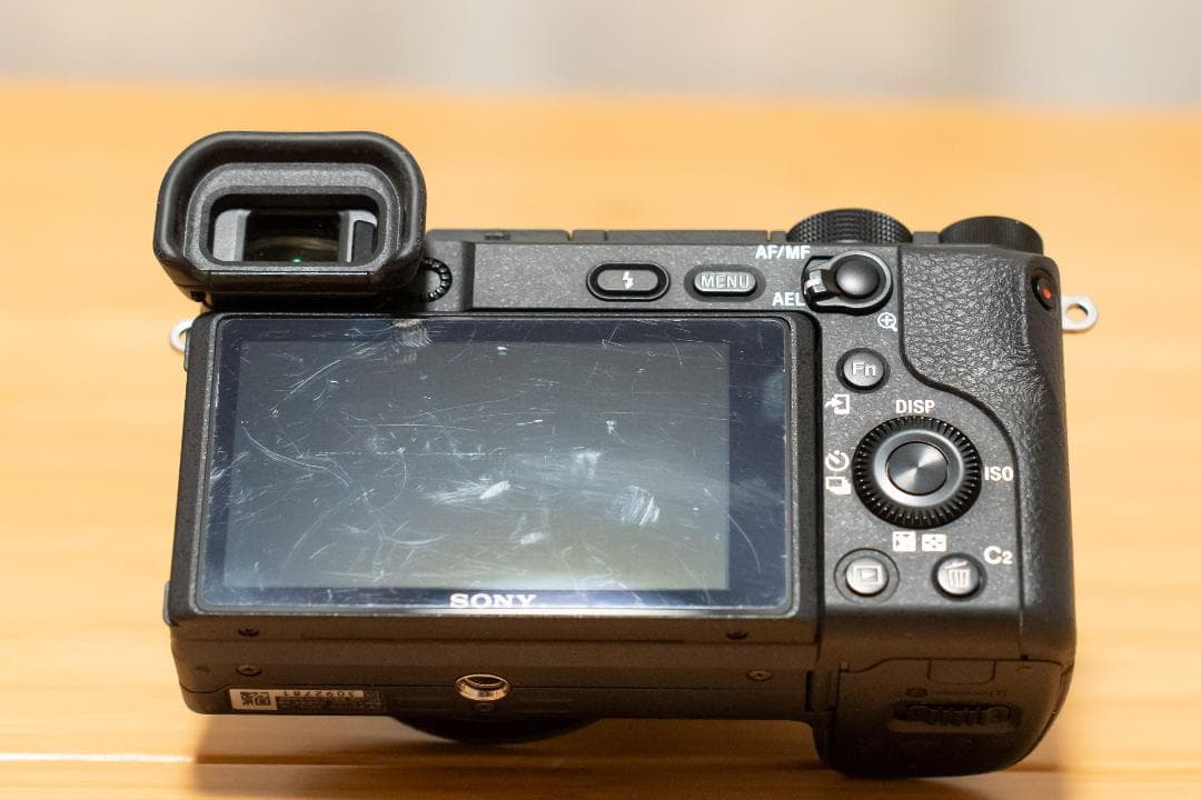 Sony α6400 パワーズームレンズSELP1650付属シャッター3605回